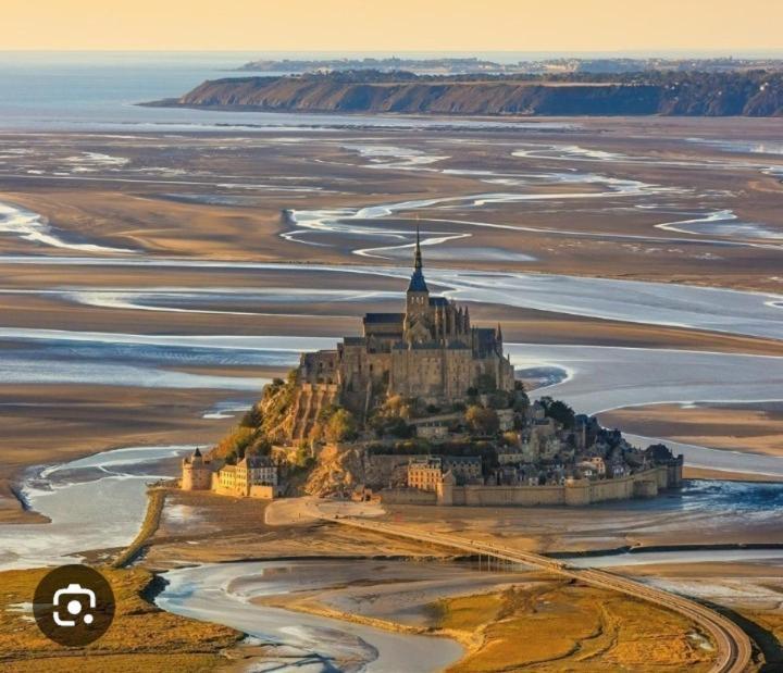 Tante Adele Villa Saint-Ouen-de-la-Rouerie Ngoại thất bức ảnh